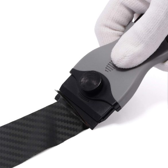 Triumph Razor pengéző