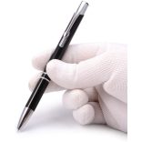 Buborék lyukasztó,dekor toll